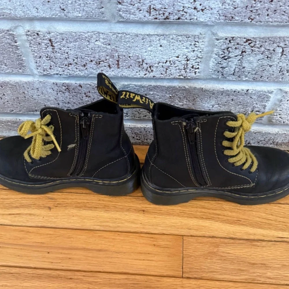 Dr. Martens classic dr
